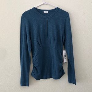 Wilt crew l/s empire tee keyhole front side shirred detail new fit French blue